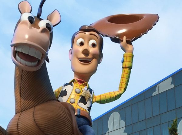 Toy Story Hotel statue of Woody and Bullseye